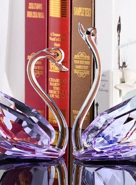 高档欧式水晶天鹅摆件送朋友创意结婚礼物新婚礼S品客厅家居装饰