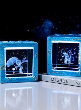创意水晶星海方体小夜灯摆件卧室书房工位桌面装饰品送人生日礼物