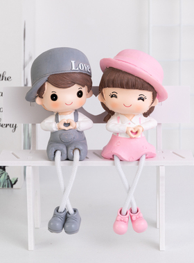 家居客厅电视柜房间娃娃装饰品  卡通吊脚娃娃隔板店面小