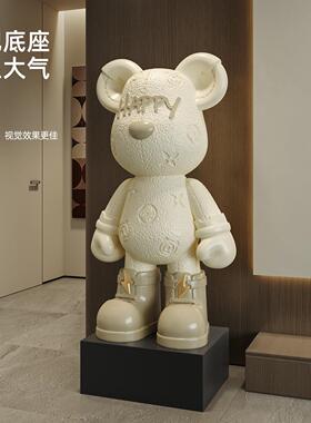 客厅落地大摆件网红暴力熊2026新款大装饰品沙发电视柜旁高档轻奢