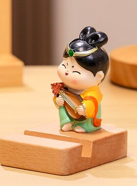 少女风唐仕娃娃公仔原木手机支架女生宿舍桌面装饰品教师工位摆件