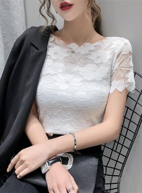 2024夏季新款半袖修身显瘦百搭蕾丝上衣女设计感短袖蕾丝打底衫潮