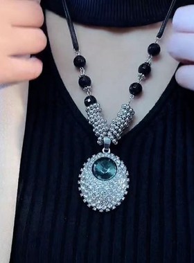 秋冬新款几何镶钻椭圆水晶黑绳项链宫廷风气质吊坠高级感毛衣链