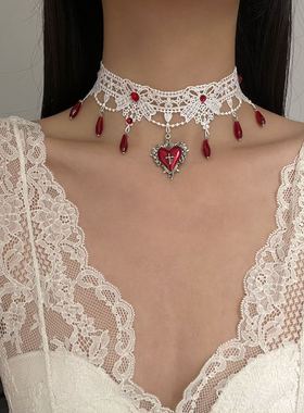 暗黑风蕾丝滴油爱心吊坠项链女潮