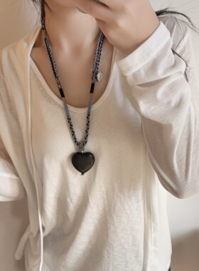 黑色木质爱心吊坠项链长款编织绳