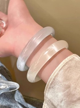 CaldiceKris品牌 新款流光手镯轻奢高冰透手饰送女友礼物专柜礼盒