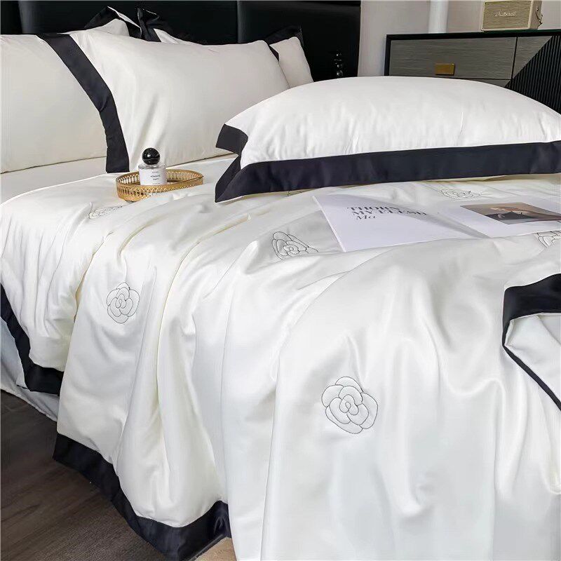 夏季凉感冰丝夏凉被四件套春秋薄款高级感空调被夏被子宿舍可机洗,淘宝优惠券,粉丝福利购,淘宝优惠卷