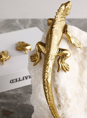 新中式摆件家居饰品天然水晶石黄铜蜥蜴办公室客厅电视柜玄关装饰