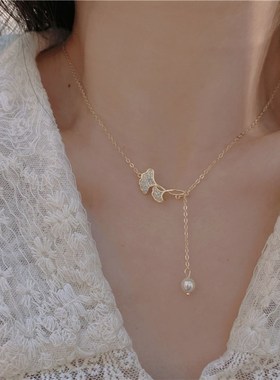 小众设计感银杏叶项链女高级感优雅复古锁骨链颈链脖子配饰法式