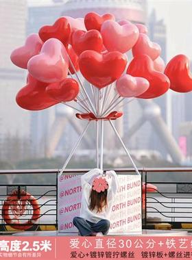 爱心造型摆件玻璃钢心形气球糖果雕塑商场园林景观网红打卡装饰品