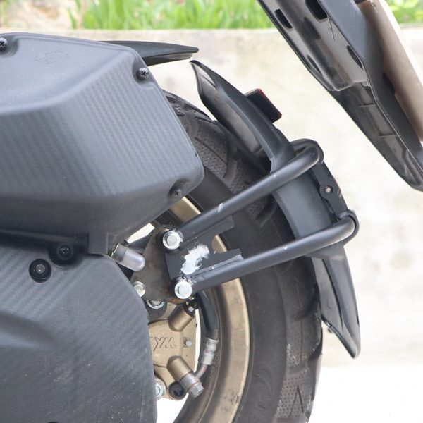 适用踏板车三阳哈士奇后挡泥 XS150T-12挡泥瓦后盾挡水板改装配件 - 图1