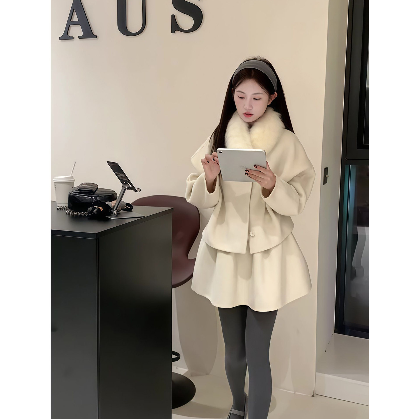 轻奢毛呢外套+显瘦半身裙两件套女宽松短款毛领白色a字裙子两件套,淘宝优惠券,粉丝福利购,淘宝优惠卷