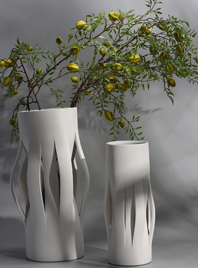 简约现代极简样板房客厅白色不规则陶瓷花瓶花器展示厅售楼处摆台