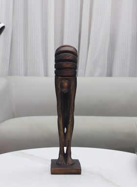欧式轻奢树脂弯腰人物雕塑摆件客厅玄关电视柜样板房软装家居饰品