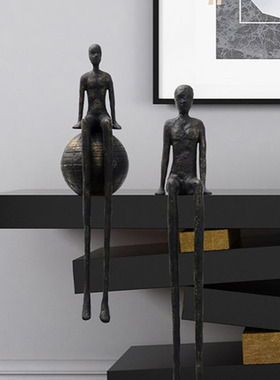 抽象雕塑摆件样板房售楼处酒店前台坐姿长腿人物玄关柜创意艺术品