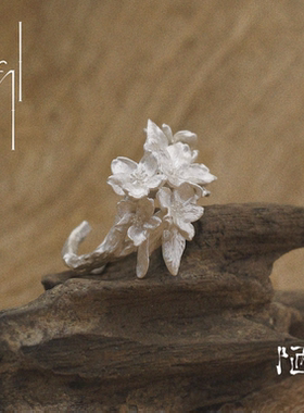 陋Lou 一捧樱花开口戒指 925银花朵造型戒指可调节新中式仙女