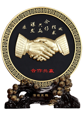 工艺品合作共赢握手商务礼品公司企业家办公室装饰品
