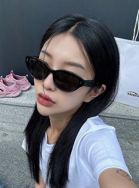韩版时尚新款猫眼太阳镜女潮网红个性街拍遮阳墨镜防紫外线显脸小