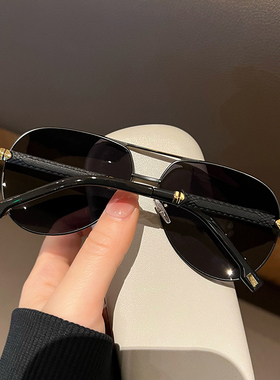 新款偏光蓝色太阳镜男士墨镜开车专用司机眼镜防紫外线防晒蛤蟆镜