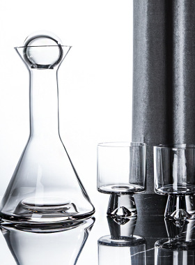 创意渐变玻璃醒酒器酒樽烟灰色醒酒器极简样板房现代酒具