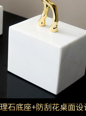 家居轻奢铜鹿摆件乔迁新房创意玄关酒柜结婚送闺蜜礼物装饰品