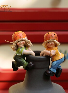 田园乡村草莓攀爬花盆边饰爬缸娃娃花园阳台庭院树脂家居装饰摆件