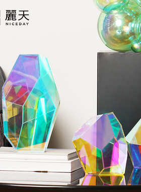 块面炫彩色石头雕塑售楼处大厅间酒店大堂艺术装置