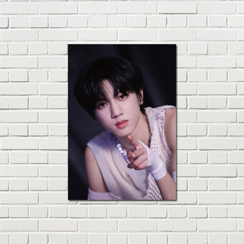 张桂源海报墙贴高清铜版纸1套8张TF家族四代写真宿舍贴画420*285,淘宝优惠券,粉丝福利购,淘宝优惠卷