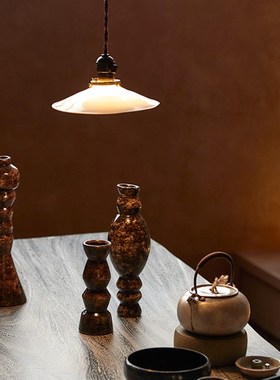 雅丹艺术器黑金中古现代侘寂茶室装饰