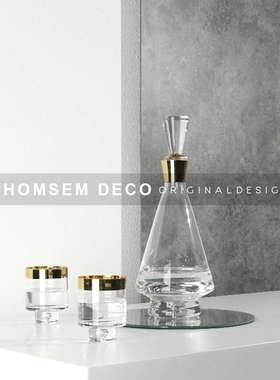 现代透明玻d璃金边三角酒具样板房间吧台软装饰品醒酒器售楼处摆