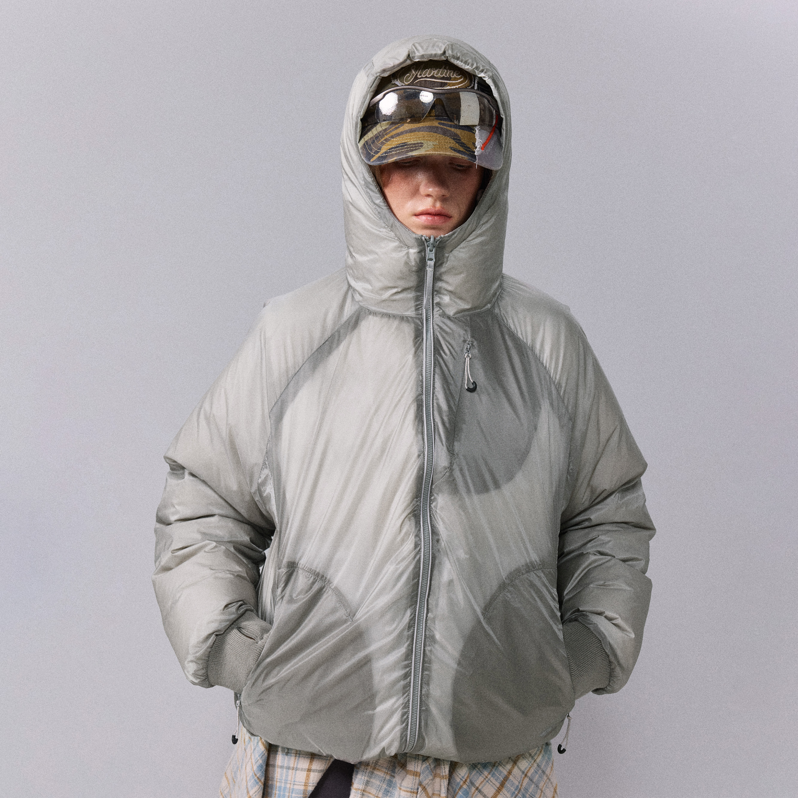 瞬时山野Monterest户外透视结构双面穿90白鸭绒防泼水连帽羽绒服 - 图1