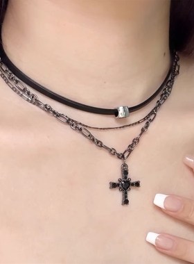暗黑风多层叠带十字架项链甜酷辣妹锁骨链独特设计感吊坠颈链配饰