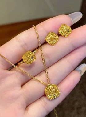 金包银拉丝e小方糖戒指女爆闪花丝素圈镂空指环对戒送女友节日礼