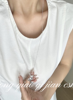 银色拉丝海豚吊坠长款项链女轻奢