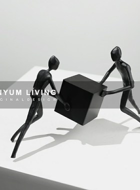 现代铁艺金属推方块人物摆件样板间F售楼处软装饰品客厅玄关摆设