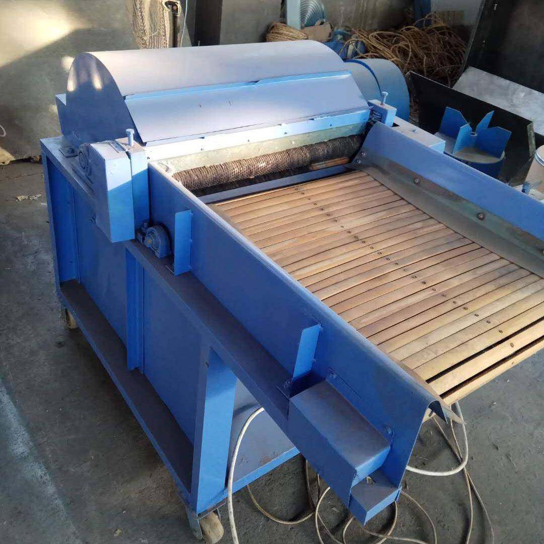 棉花开松机厂家供应单辊吸尘弹花机旧衣服开松机羊毛机器开线机,淘宝优惠券,粉丝福利购,淘宝优惠卷
