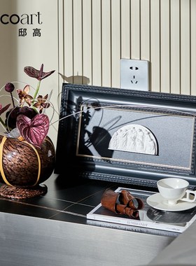 样板间中古复古主卧室梳妆台装饰品摆件花高级感轻奢风装饰画摆画