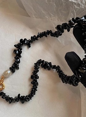 黑色天然石珍珠OT扣项链女设计感小众复古个性简约百搭颈链锁骨链