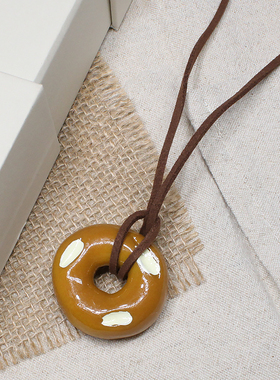 碱水结牛角包甜甜圈面包项链