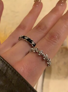 黑色穿绳设计~十字素圈指环高级感戒指女小众设计时尚个性食指戒