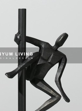 本与简约现代轻奢展厅样板房间软装饰品家居金属创意X艺术人物摆