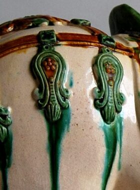 唐三彩马摆件陶瓷剪鬃大马摆设仿古家居饰品开业礼品风生水起