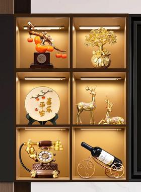简约现代风格,高端家居装饰,轻奢酒柜摆件