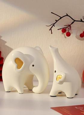 简约轻奢奶油风大象摆件客厅桌面电视柜酒柜家居装饰乔迁旺宅礼物