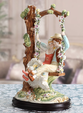 欧式英伦情侣摆件人物瓷偶陶瓷工艺品精品别墅客厅装饰品厂家直销