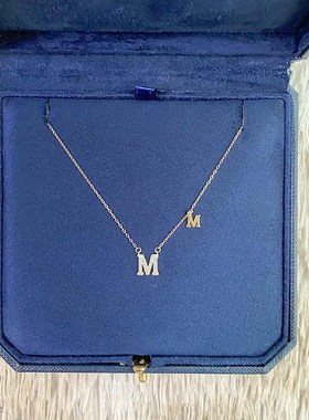 项链女轻奢小众设计感锁骨链2021年新款饰品M吊V坠 送生日礼物