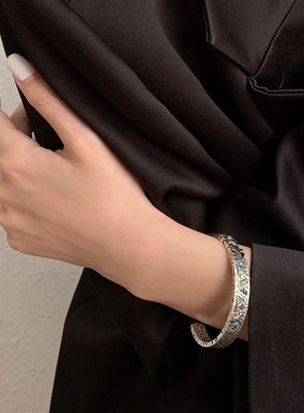 彩贝几何涂鸦图腾开口手r镯女ins小众设计感时尚高级手环个性配饰