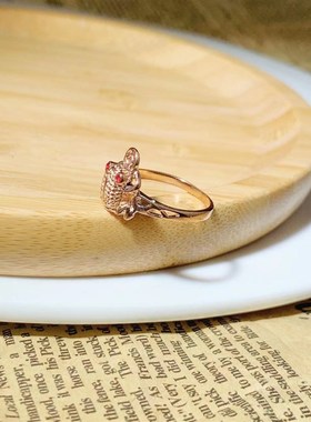 新年国风古法招财吞进金蟾戒指女个性百搭M钛钢玫瑰金色指环