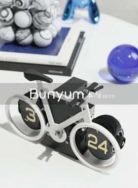 现代复古机械翻页时n钟摆件样板间博古架软装创意闹钟座钟台钟饰