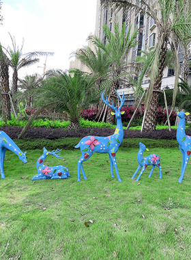 户外大型彷真鹿动物雕q塑抽象学校公园林景观装饰玻璃钢梅花鹿摆